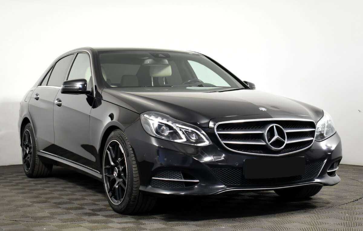 Продажа Б/У Мерседес-Бенц Е-Класс. Фото: #2