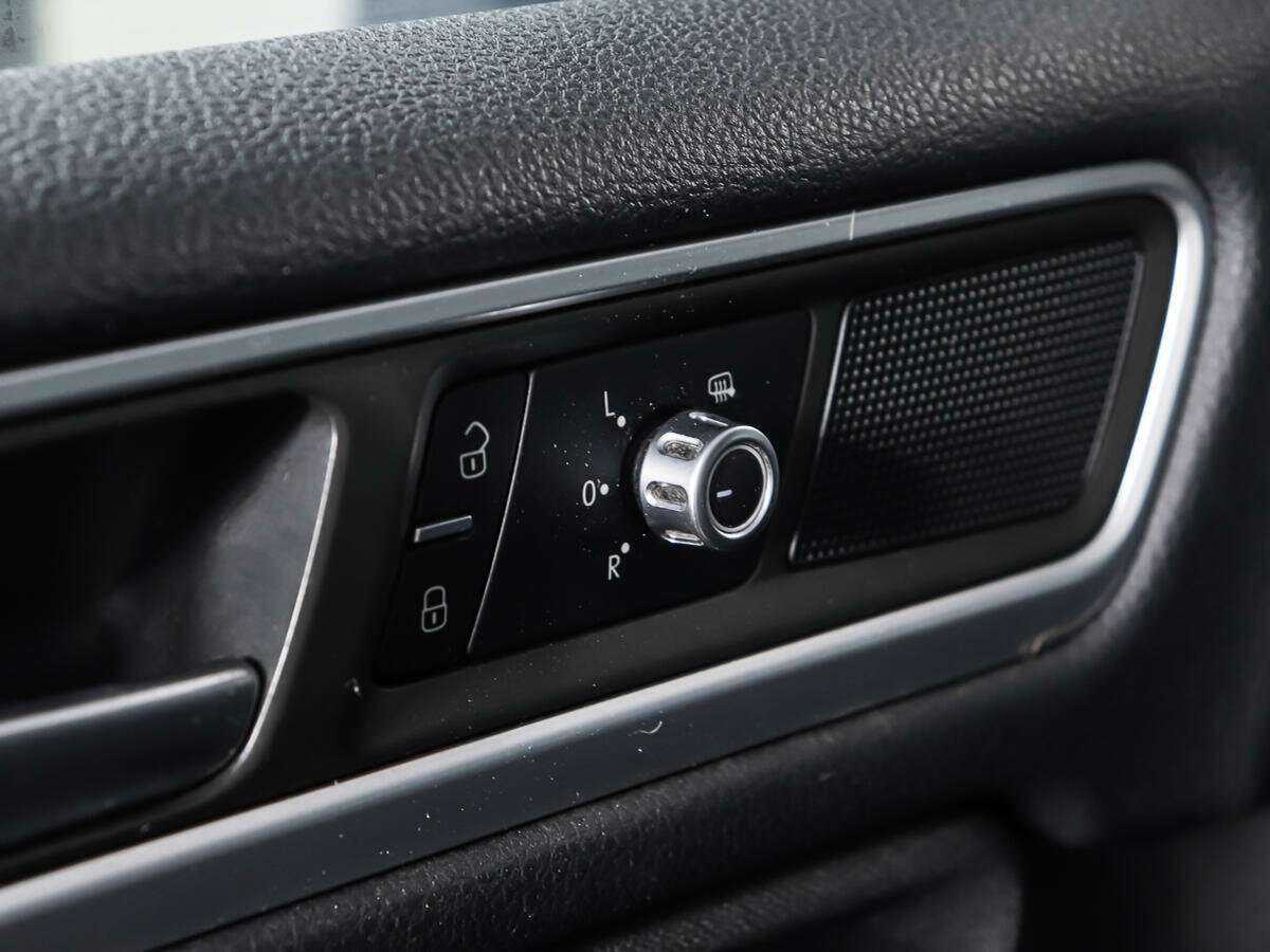 Продажа Б/У Фольксваген Туарег. Фото: #17