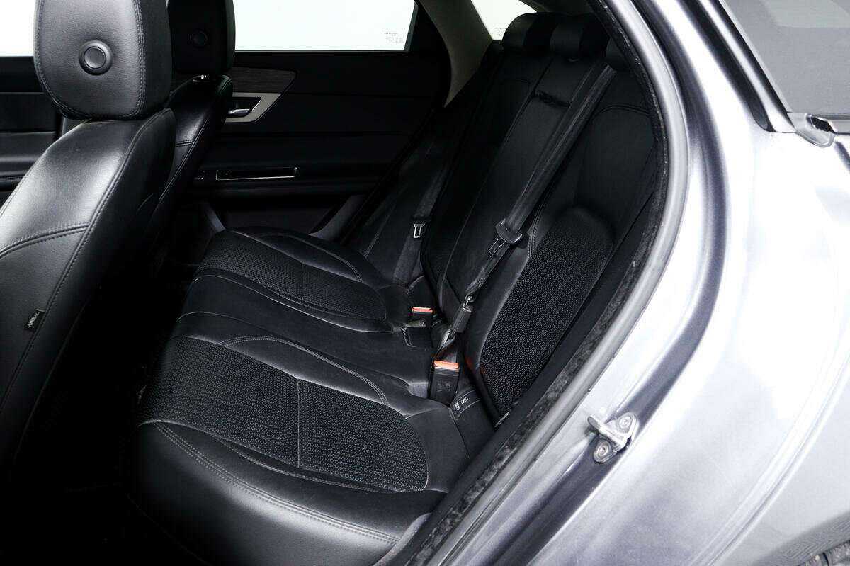 Продажа Б/У Ягуар ИксФ. Фото: #11