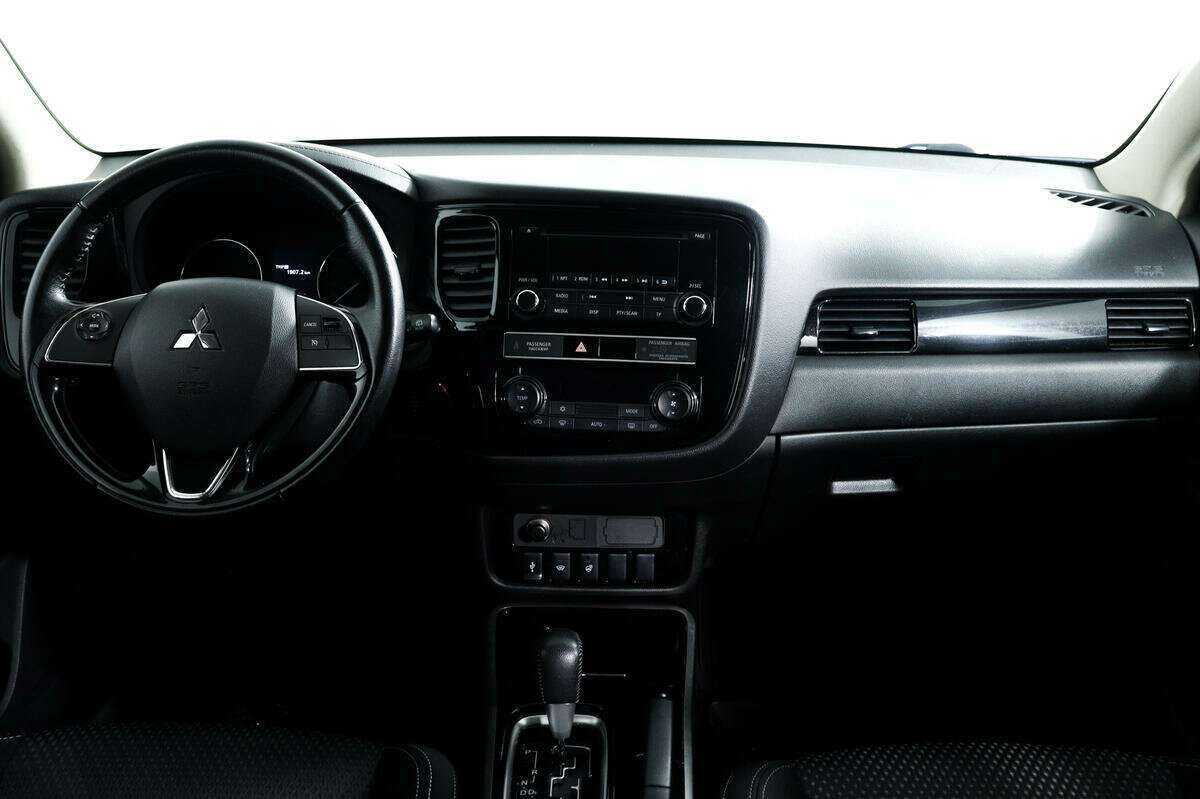 Продажа Б/У Митсубиши Оутлэндер. Фото: #10