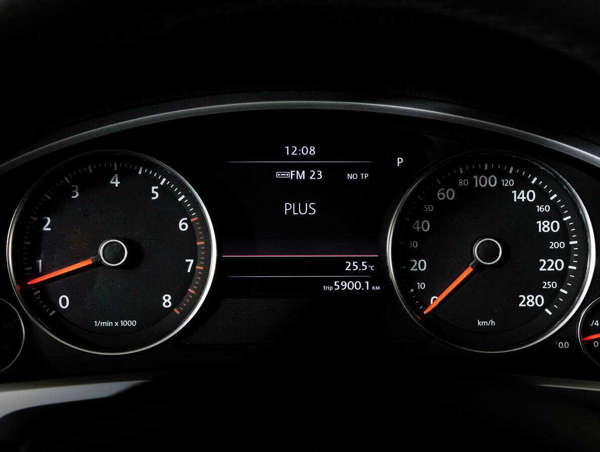 Продажа Б/У Фольксваген Туарег. Фото: #14