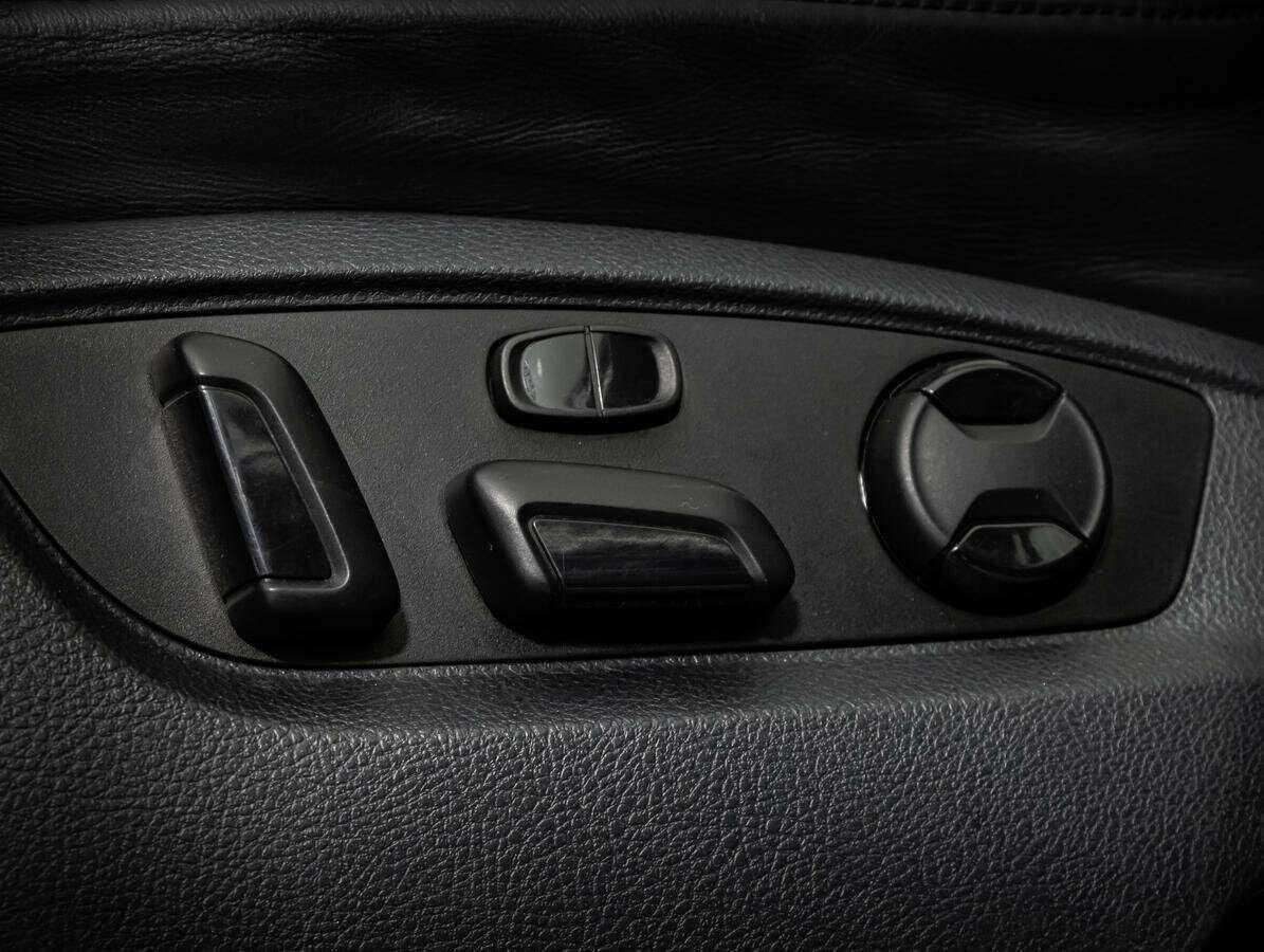 Продажа Б/У Фольксваген Туарег. Фото: #17