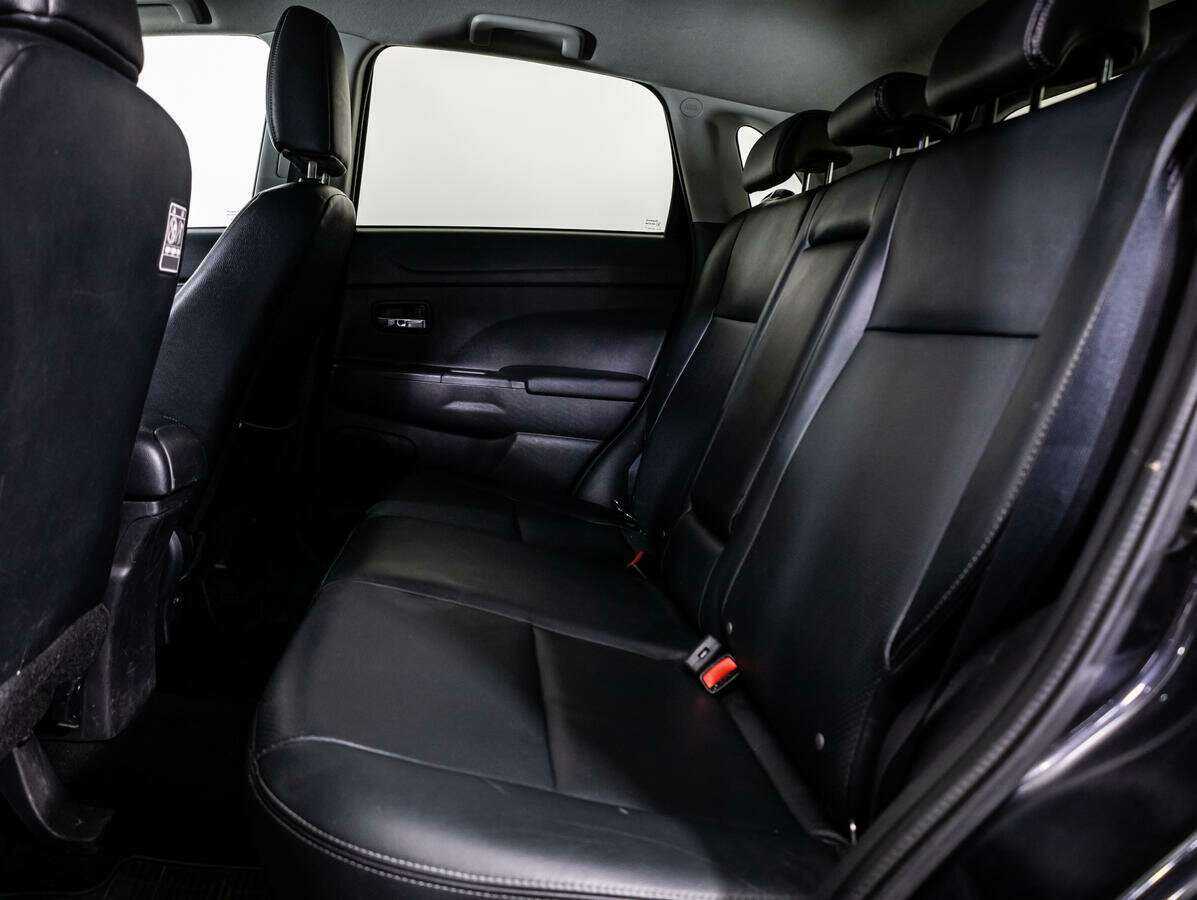 Продажа Б/У Митсубиши АС-Икс. Фото: #9