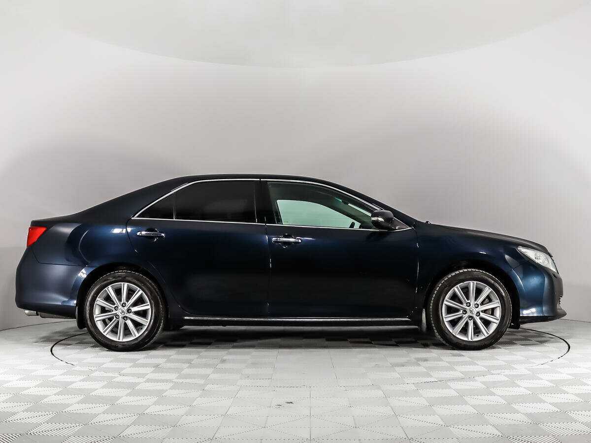 Продажа Б/У Тойота Камри. Фото: #3