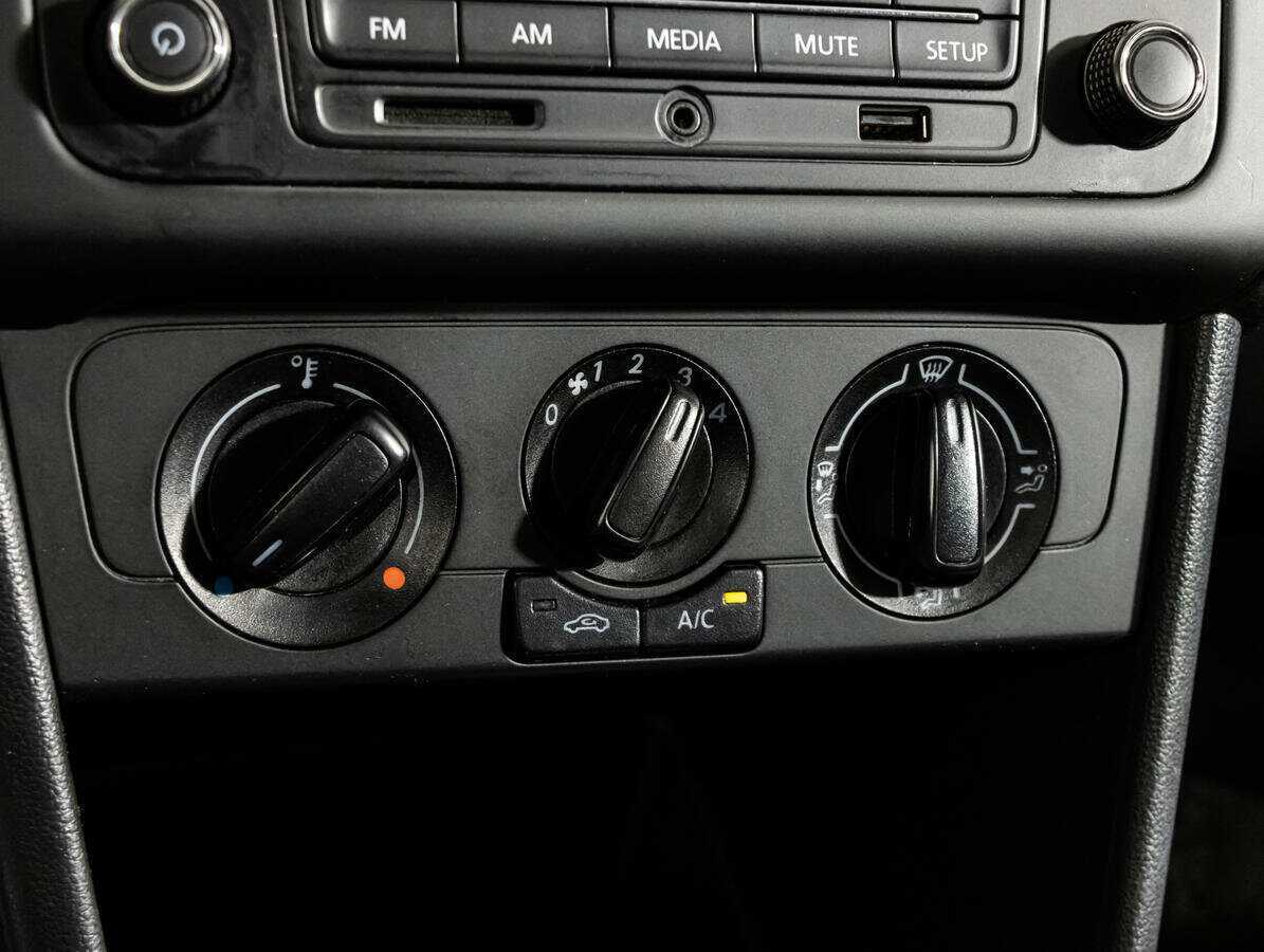 Продажа Б/У Фольксваген Поло. Фото: #13