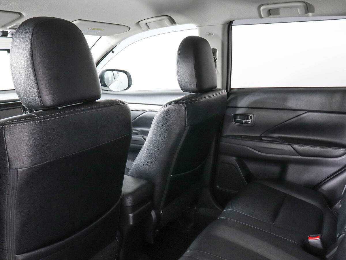 Продажа Б/У Митсубиши Оутлэндер. Фото: #11