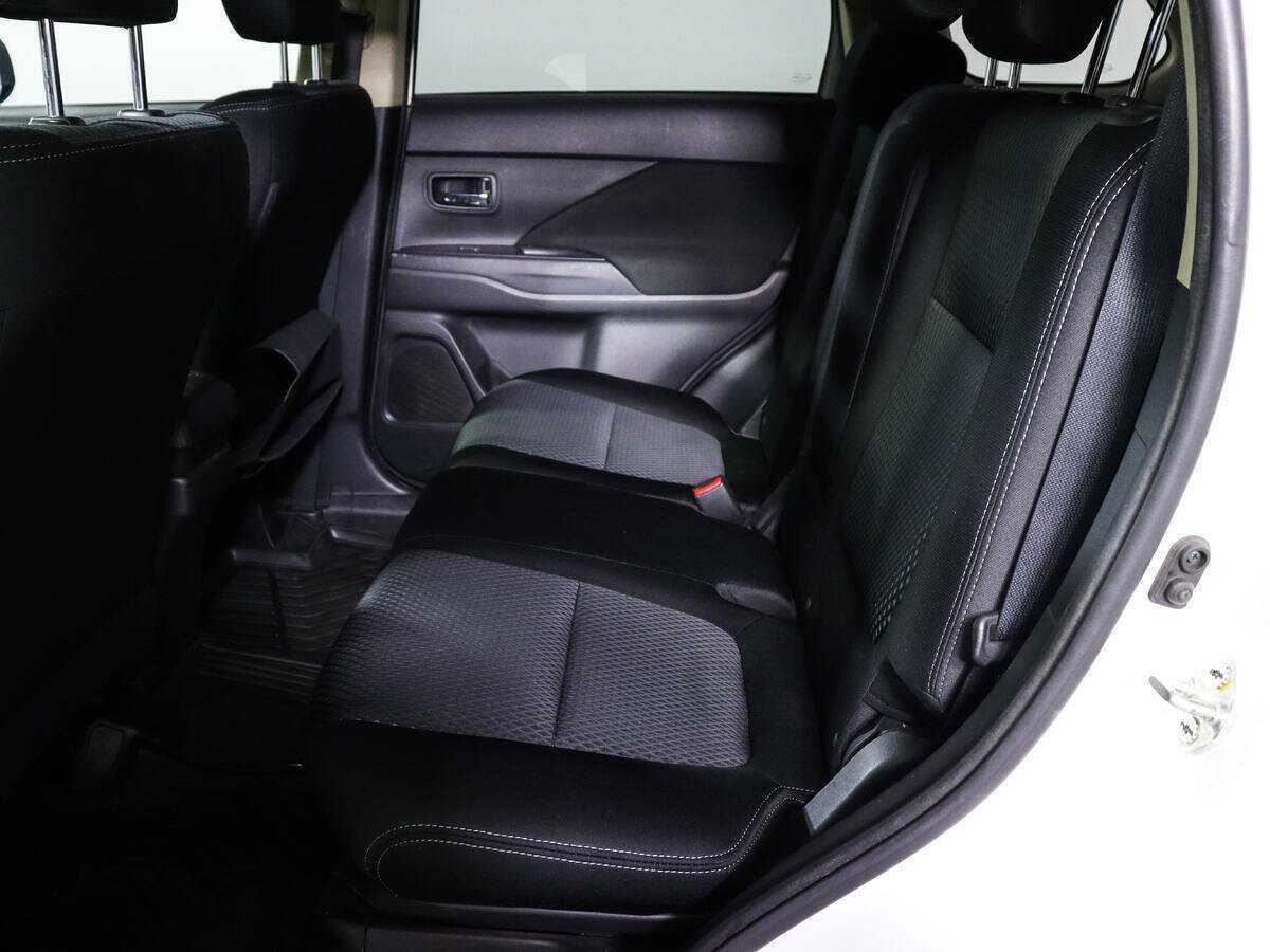 Продажа Б/У Митсубиши Оутлэндер. Фото: #7