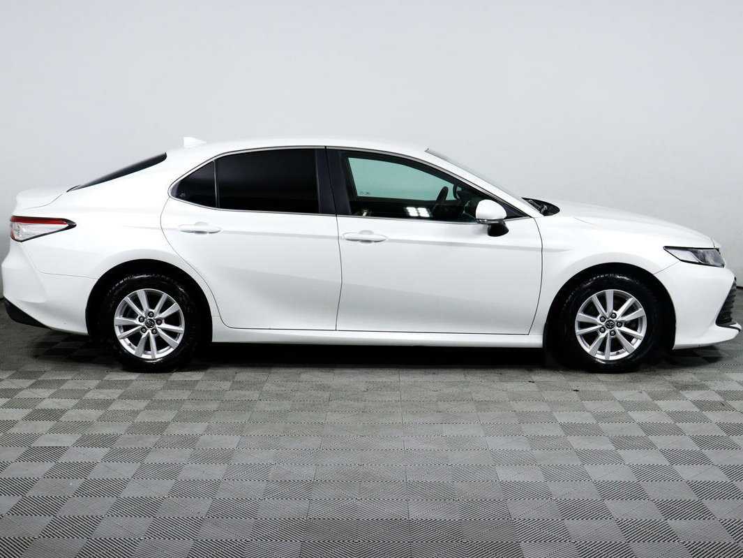 Продажа Б/У Тойота Камри. Фото: #3