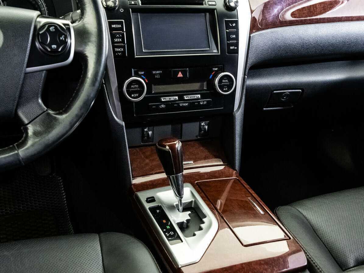 Продажа Б/У Тойота Камри. Фото: #10