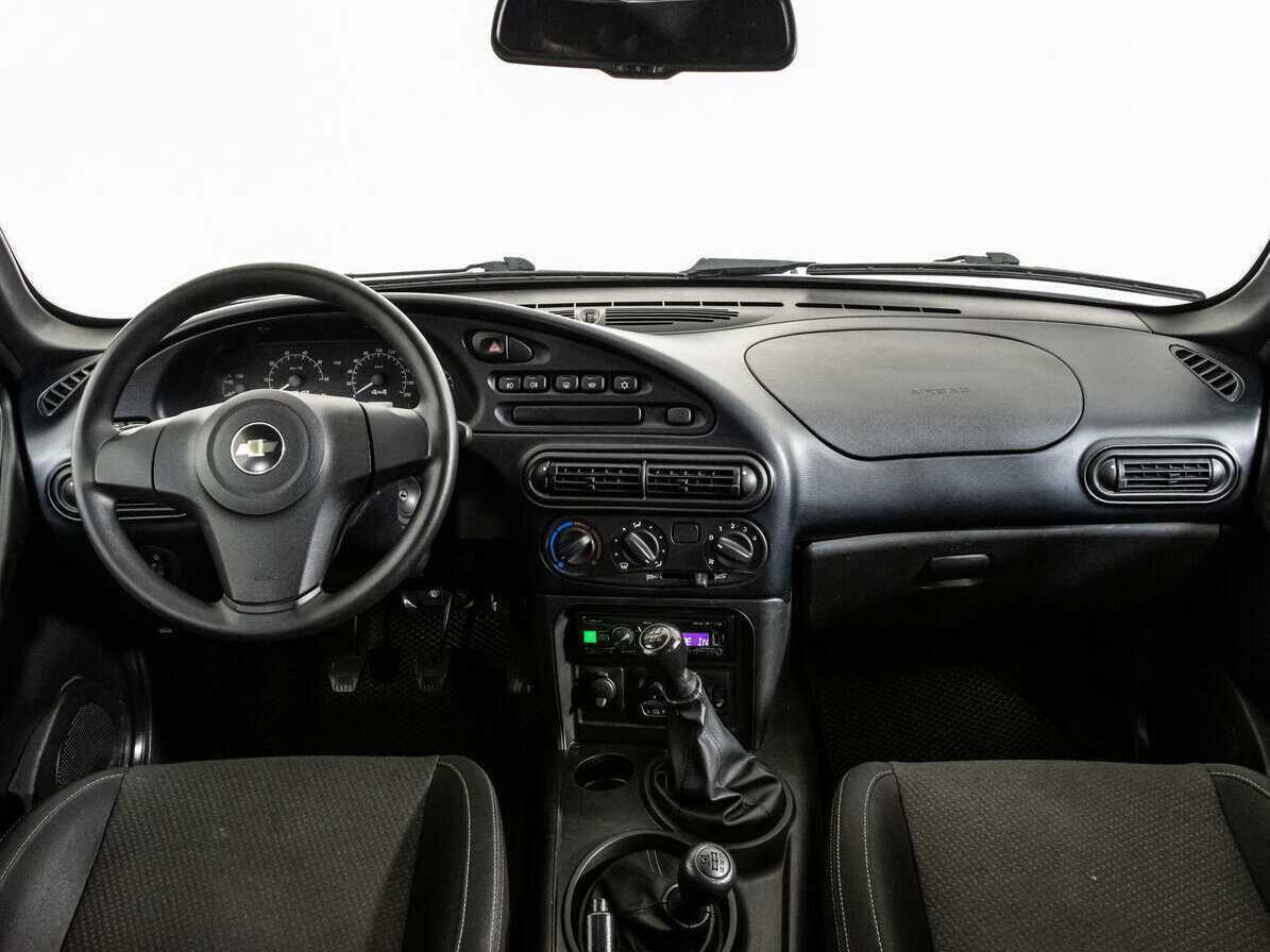 Продажа Б/У Шевроле Нива. Фото: #12