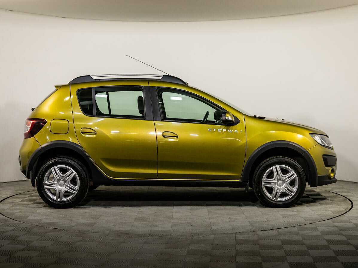 Продажа Б/У Рено Сандеро. Фото: #2