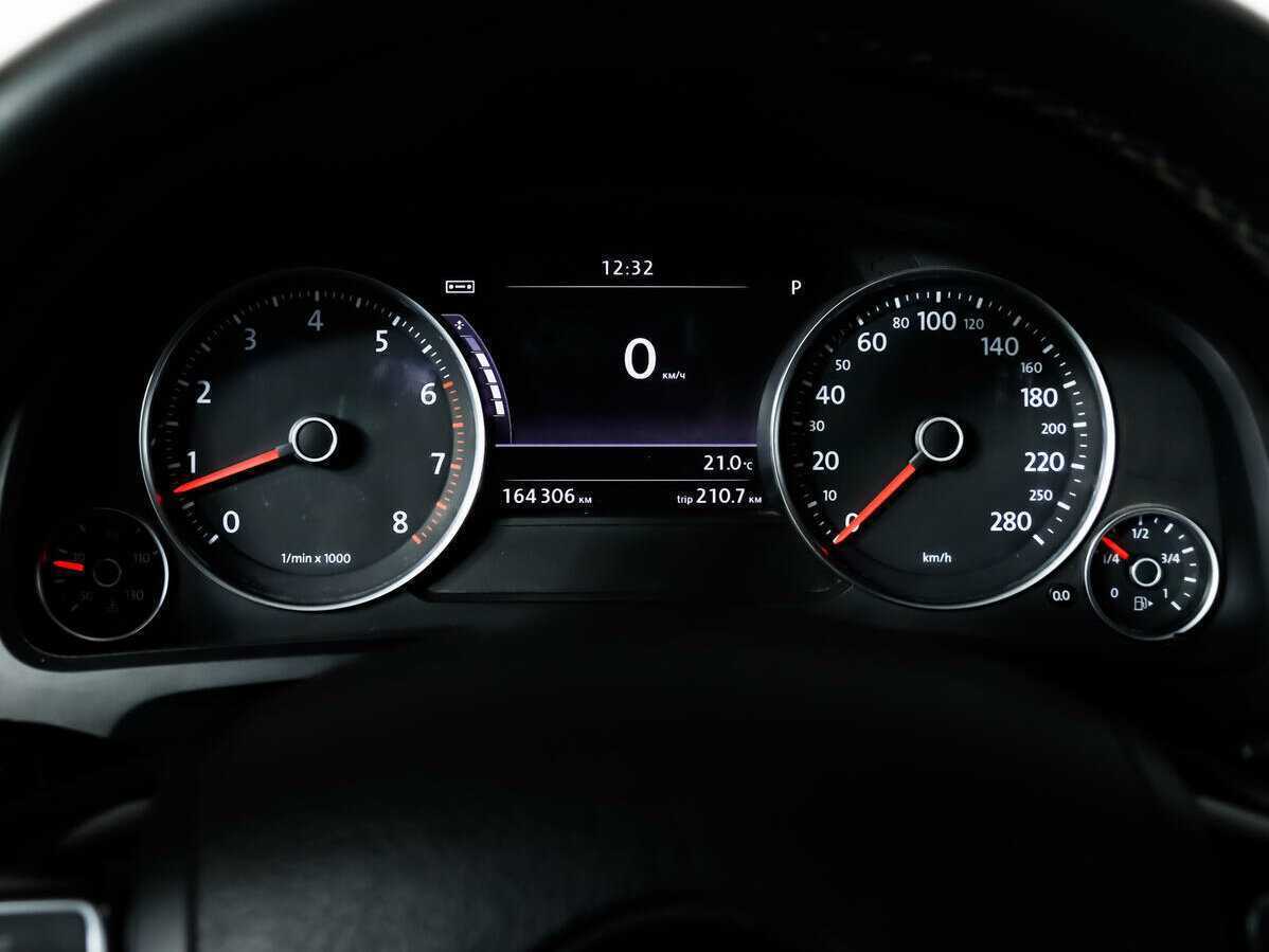 Продажа Б/У Фольксваген Туарег. Фото: #9