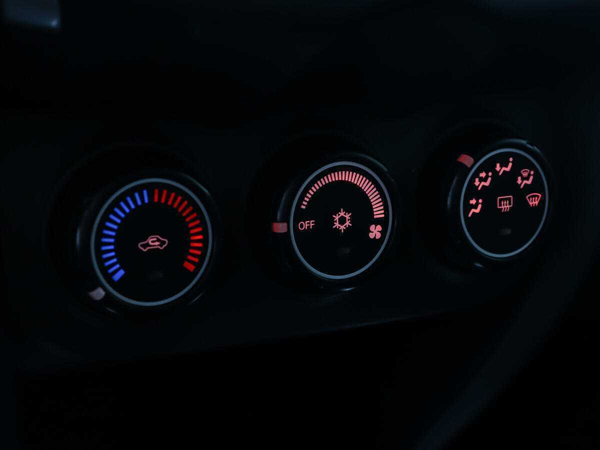 Продажа Б/У Митсубиши АС-Икс. Фото: #15