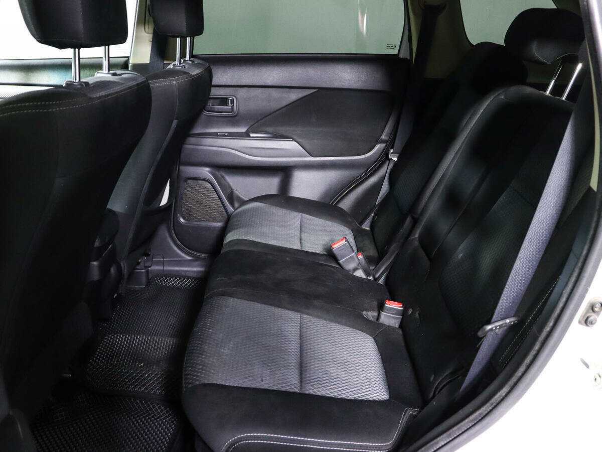 Продажа Б/У Митсубиши Оутлэндер. Фото: #7