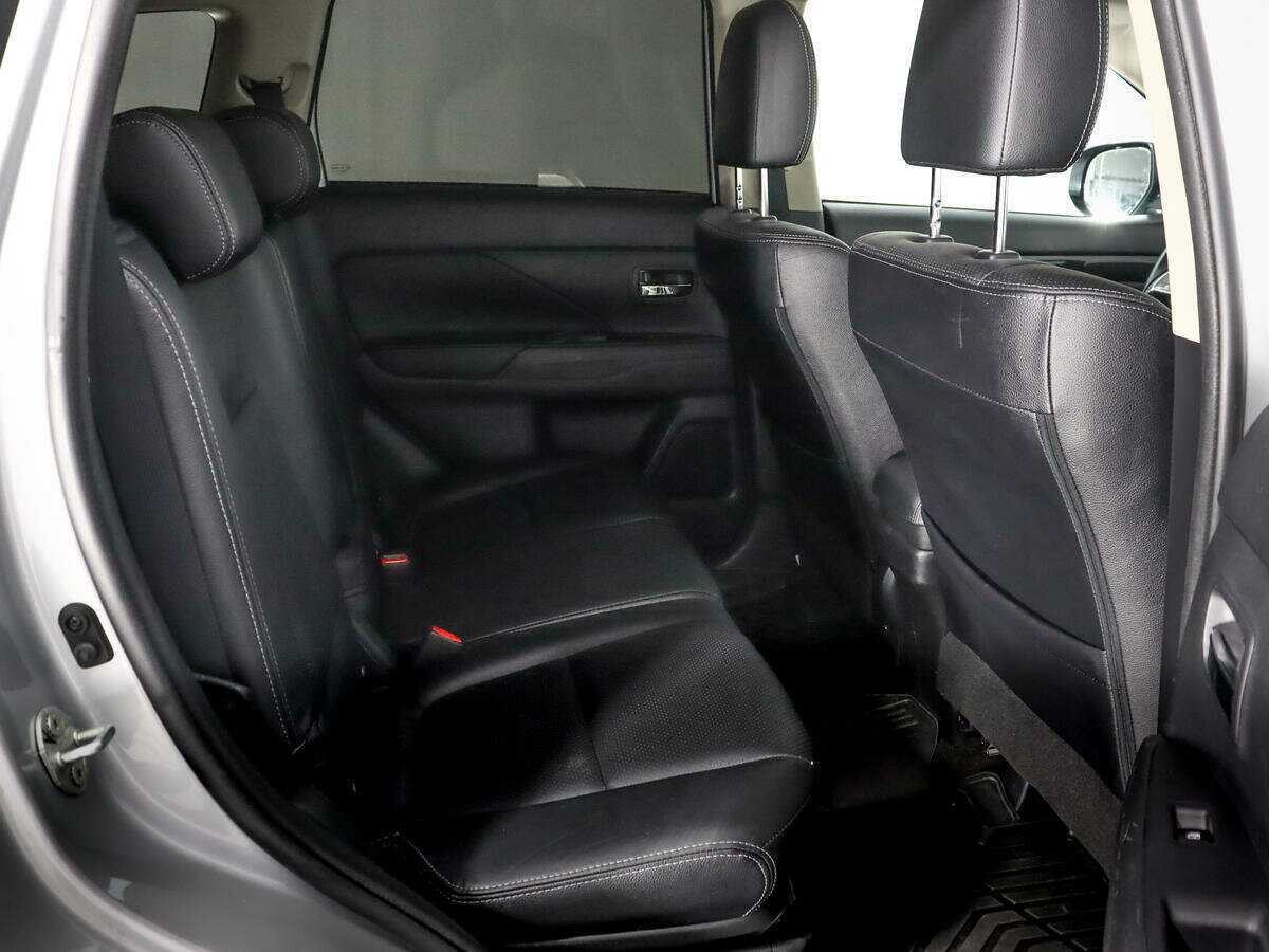 Продажа Б/У Митсубиши Оутлэндер. Фото: #11