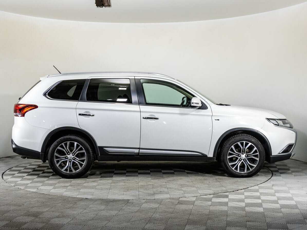 Продажа Б/У Митсубиши Оутлэндер. Фото: #3