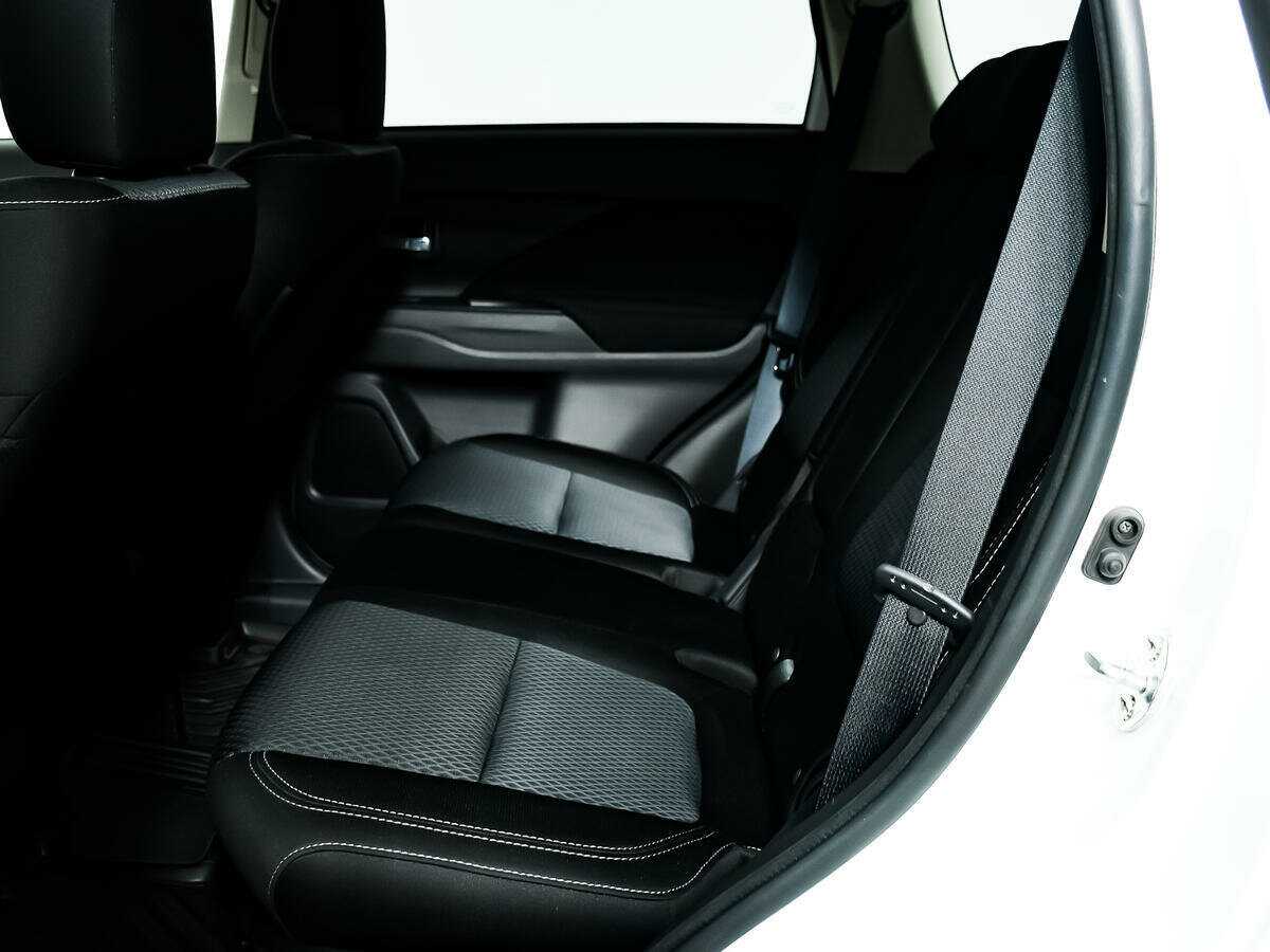 Продажа Б/У Митсубиши Оутлэндер. Фото: #11