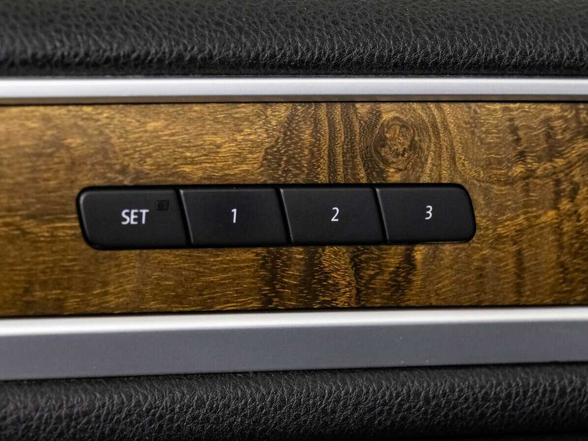 Продажа Б/У Фольксваген Туарег. Фото: #17