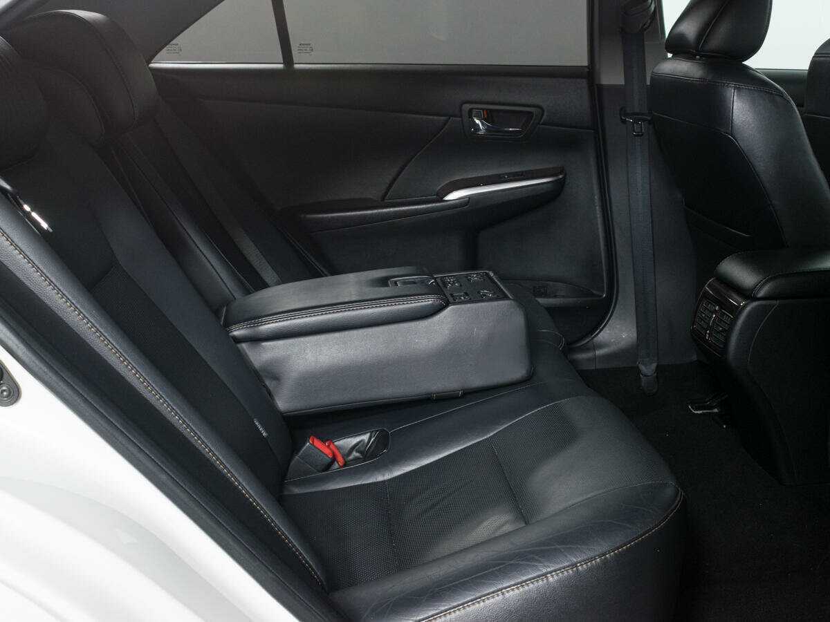 Продажа Б/У Тойота Камри. Фото: #9