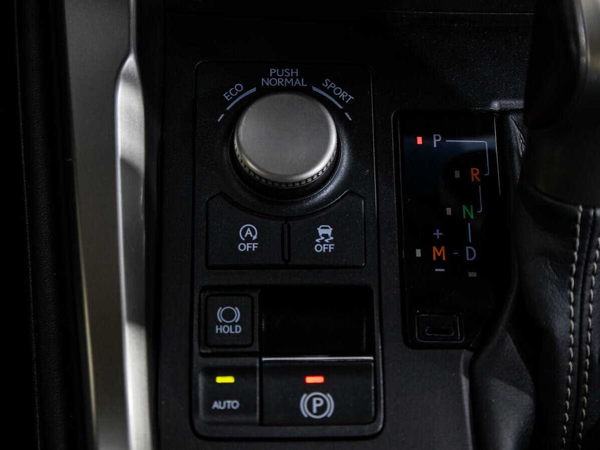 Продажа Б/У Лексус Н-Икс. Фото: #12