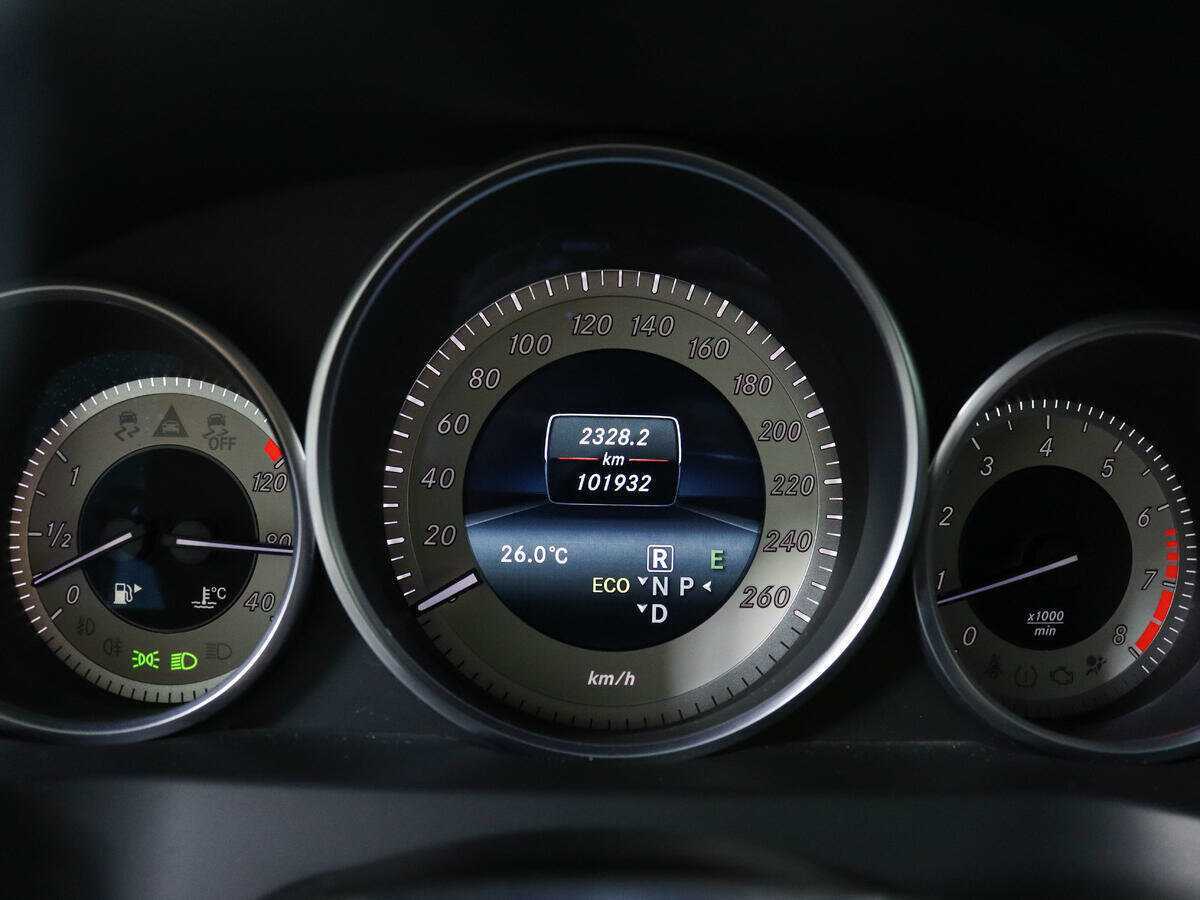 Продажа Б/У Мерседес-Бенц Е-Класс. Фото: #8