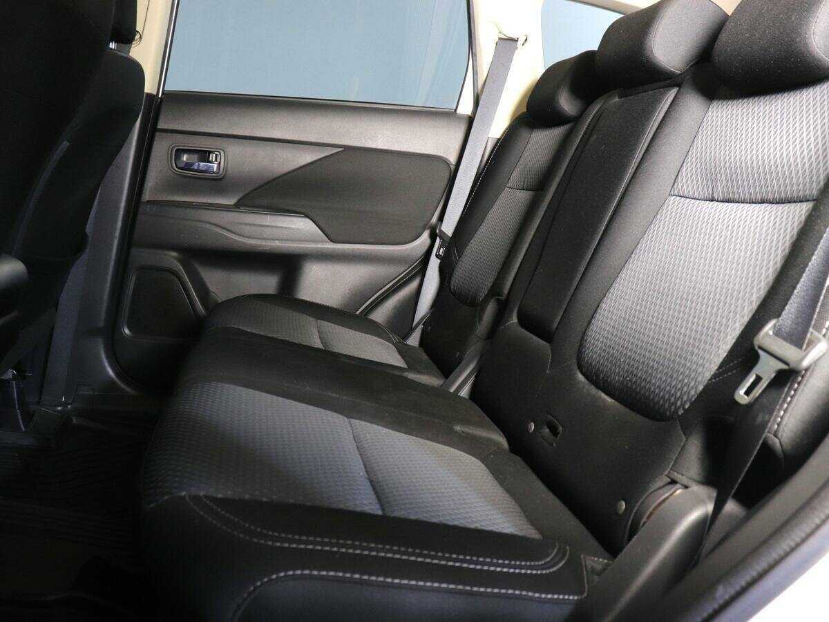 Продажа Б/У Митсубиши Оутлэндер. Фото: #9