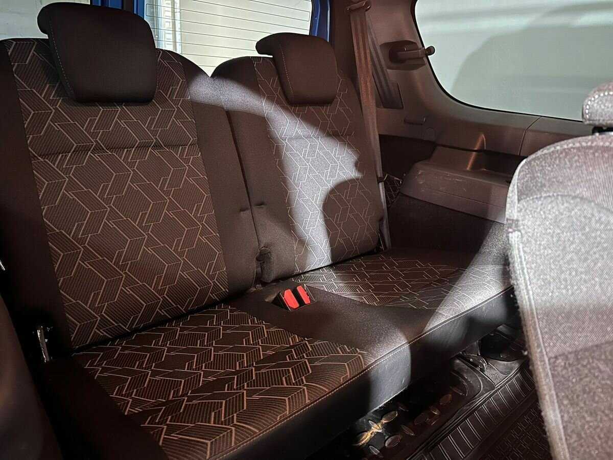 Продажа Б/У Лада (ВАЗ) Ларгус. Фото: #11