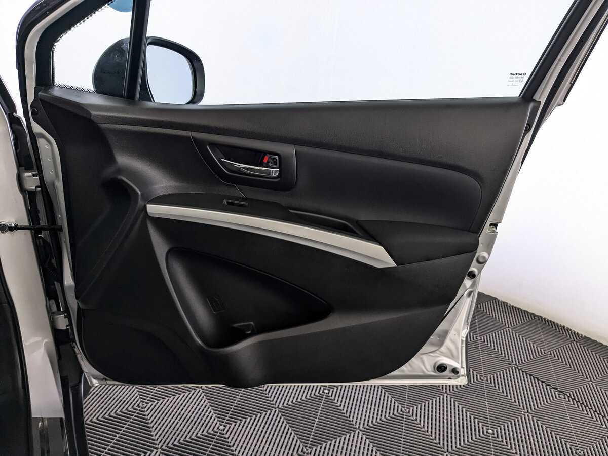 Продажа Б/У Сузуки С-Икс4. Фото: #20