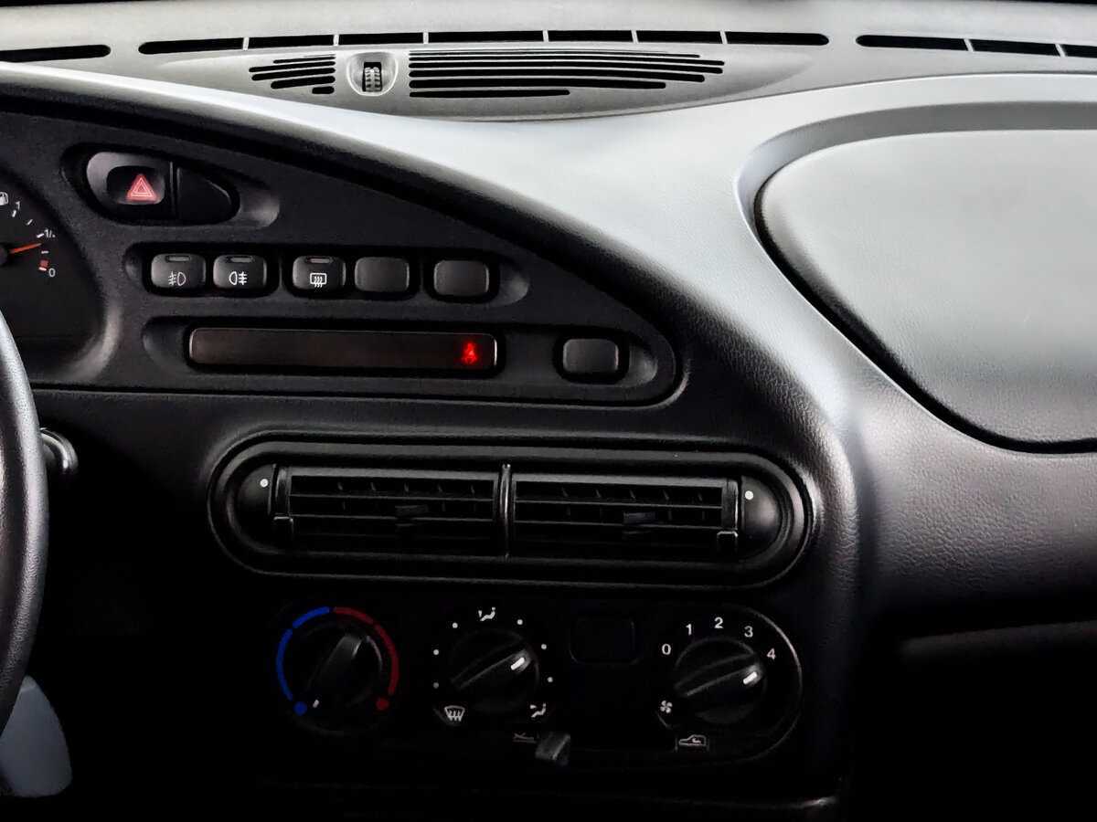 Продажа Б/У Шевроле Нива. Фото: #12