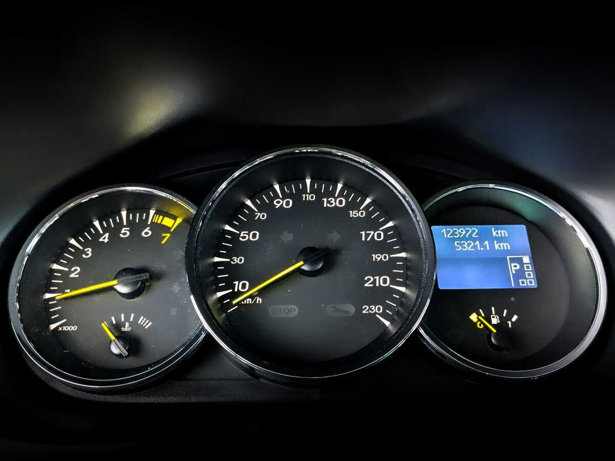 Продажа Б/У Рено Флюенс. Фото: #10