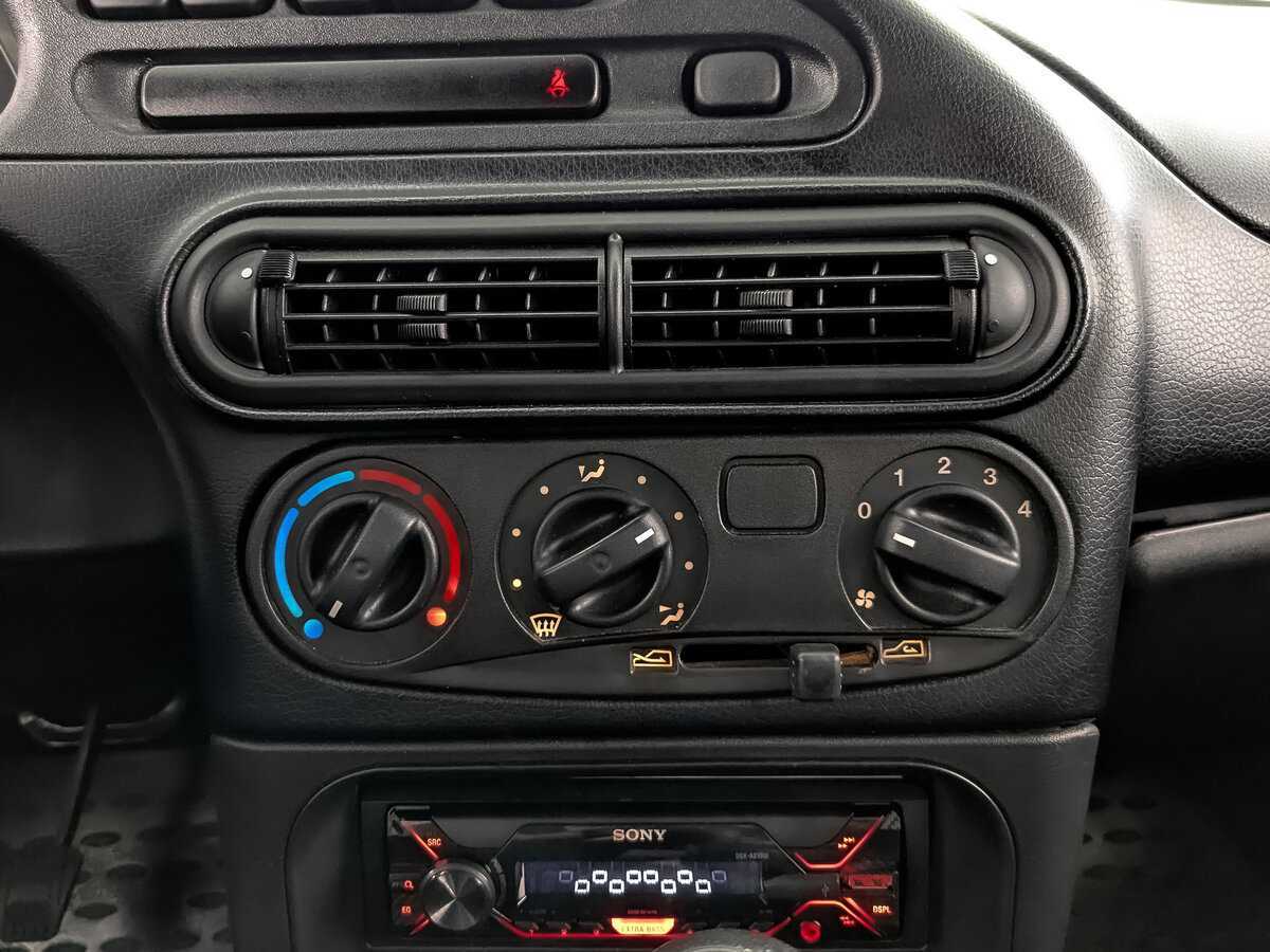 Продажа Б/У Шевроле Нива. Фото: #12