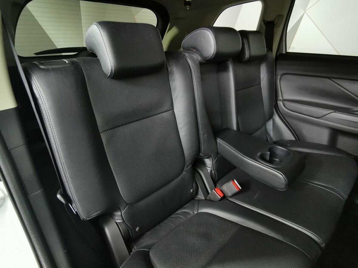 Продажа Б/У Митсубиши Оутлэндер. Фото: #12