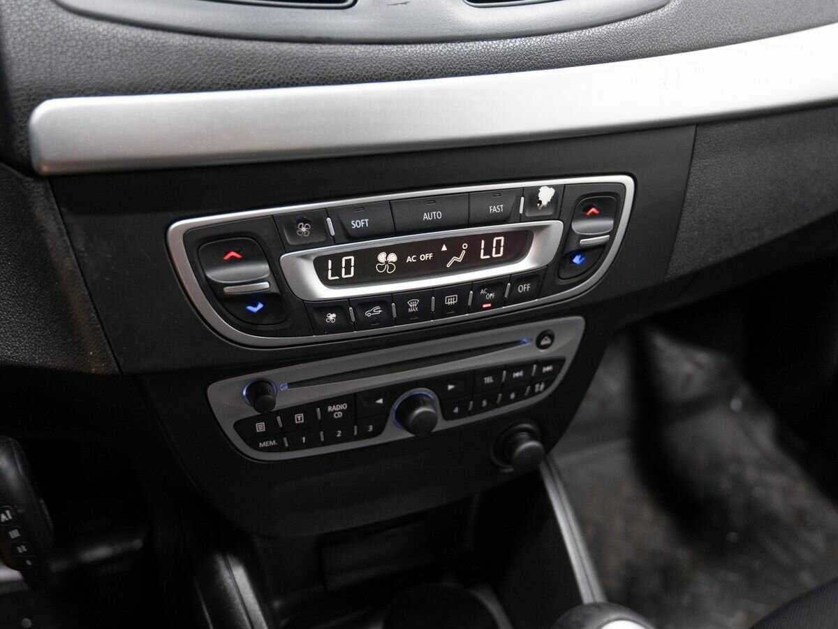 Продажа Б/У Рено Флюенс. Фото: #17