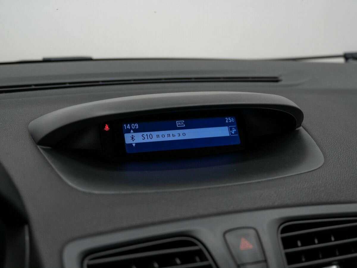 Продажа Б/У Рено Флюенс. Фото: #18