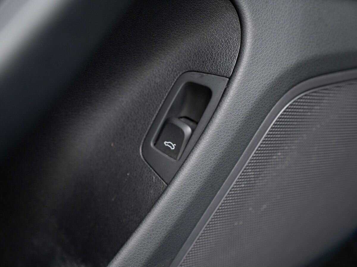 Продажа Б/У Ауди К3. Фото: #19