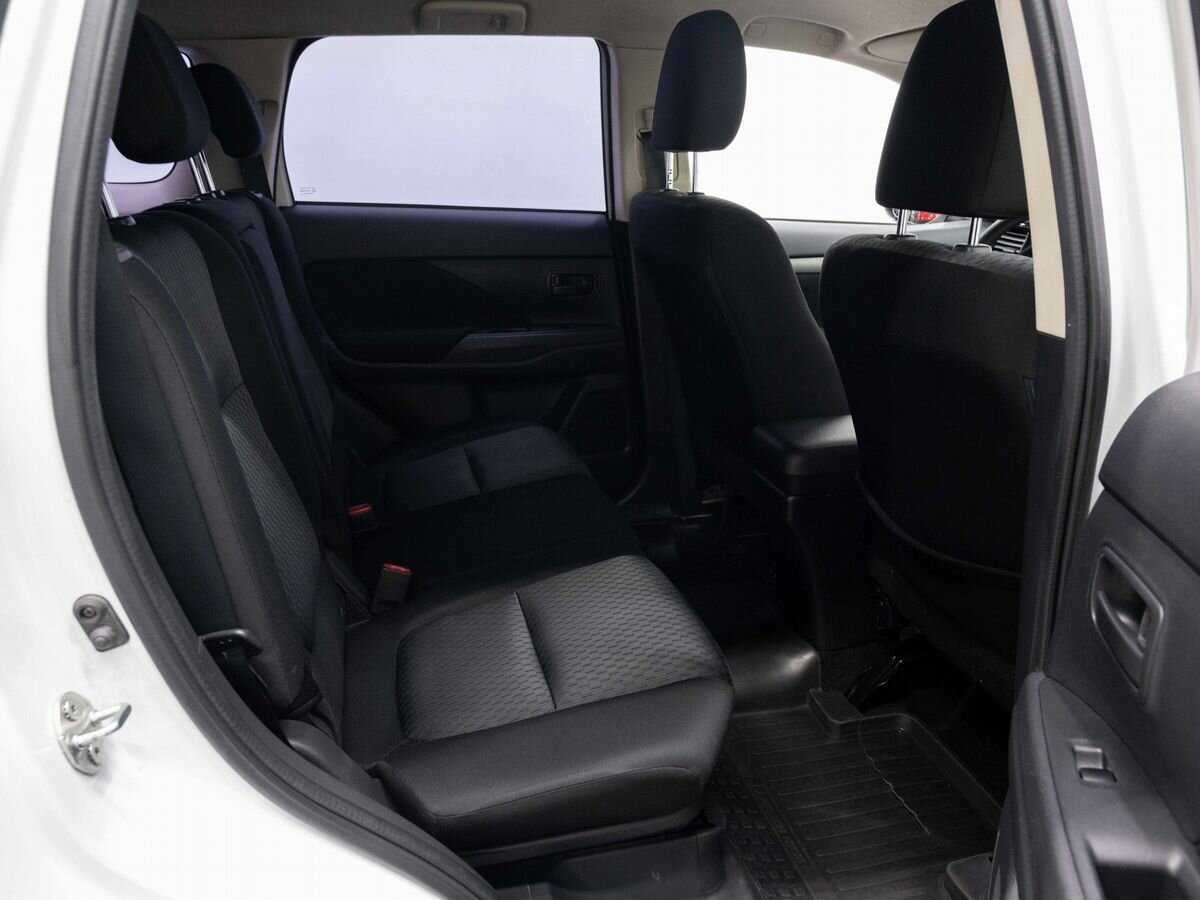 Продажа Б/У Митсубиши Оутлэндер. Фото: #9