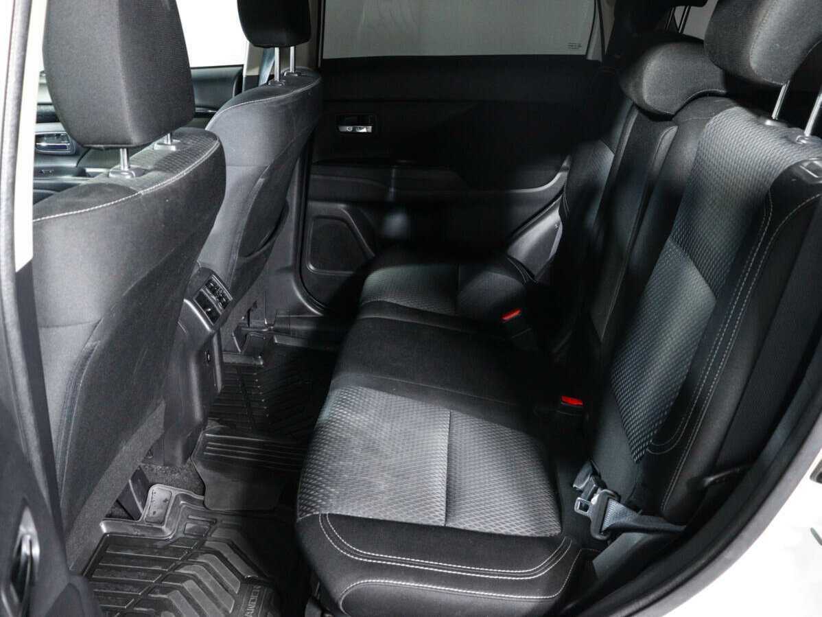 Продажа Б/У Митсубиши Оутлэндер. Фото: #9