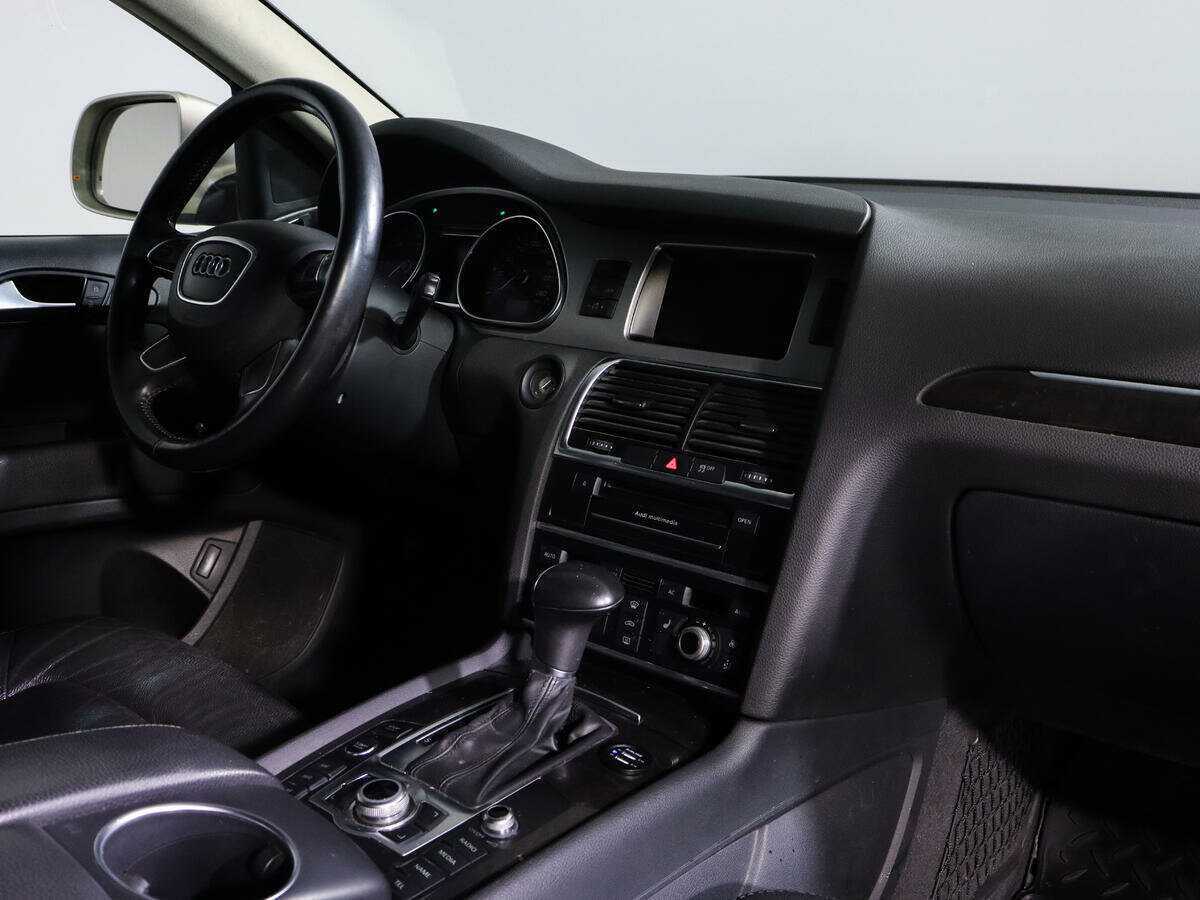 Продажа Б/У Ауди К7. Фото: #8