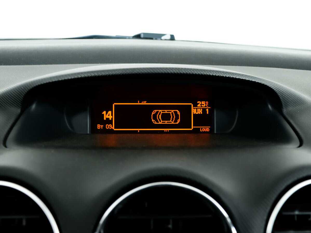 Продажа Б/У Пежо 308. Фото: #18