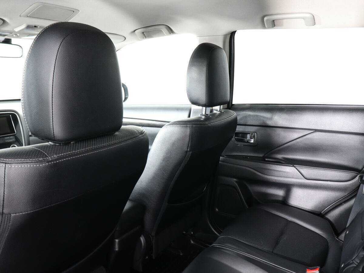 Продажа Б/У Митсубиши Оутлэндер. Фото: #11