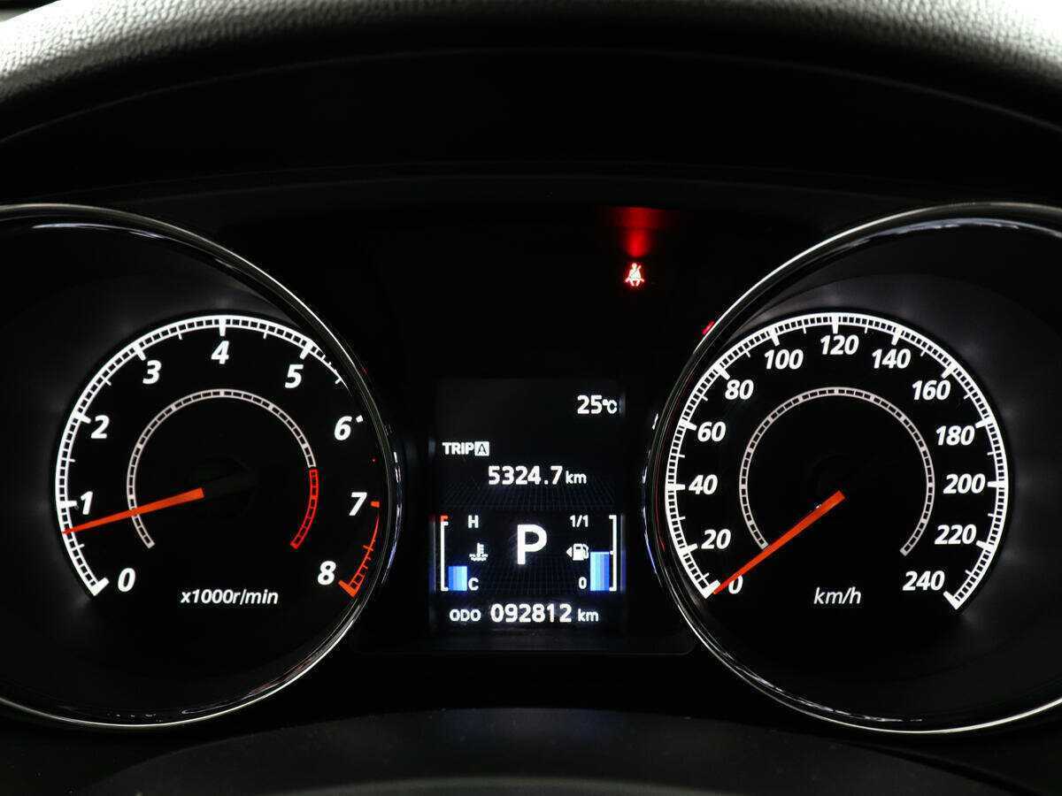 Продажа Б/У Митсубиши АС-Икс. Фото: #10