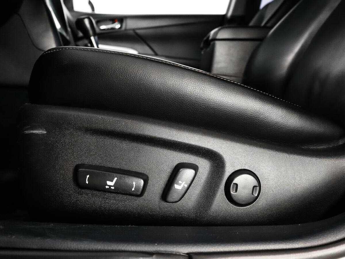 Продажа Б/У Тойота Камри. Фото: #9