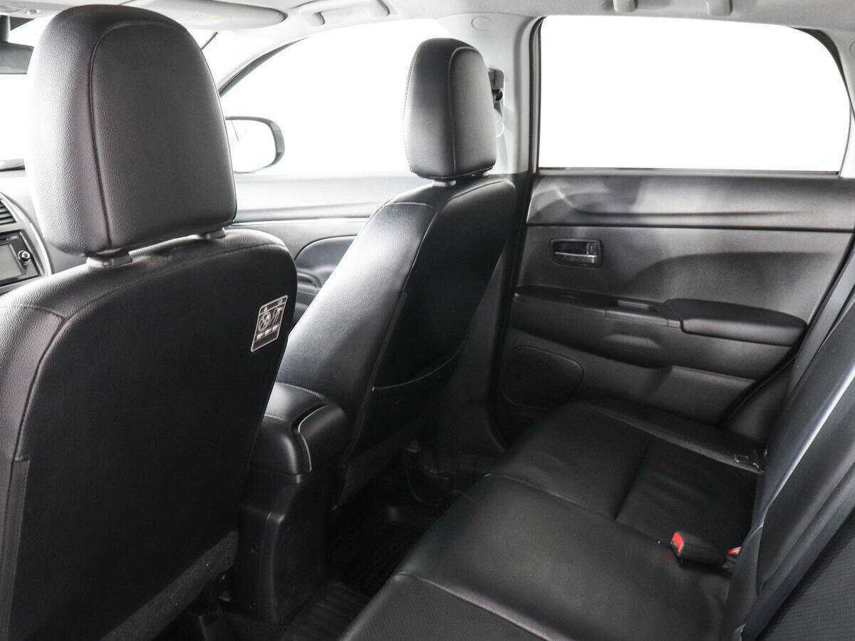 Продажа Б/У Митсубиши АС-Икс. Фото: #11