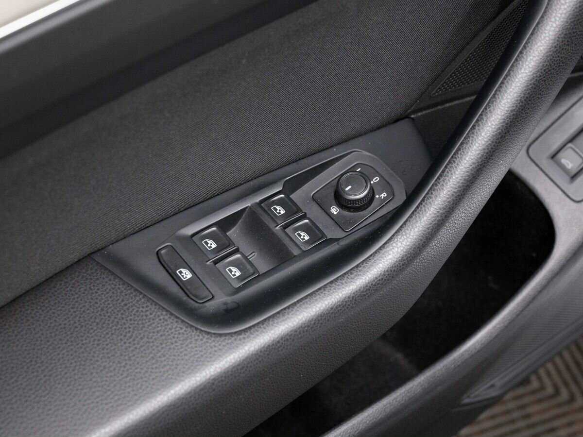 Продажа Б/У Фольксваген Пассат. Фото: #17