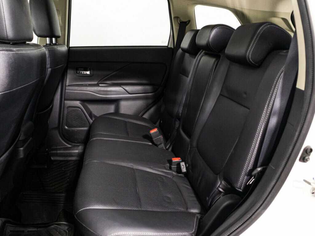 Продажа Б/У Митсубиши Оутлэндер. Фото: #9