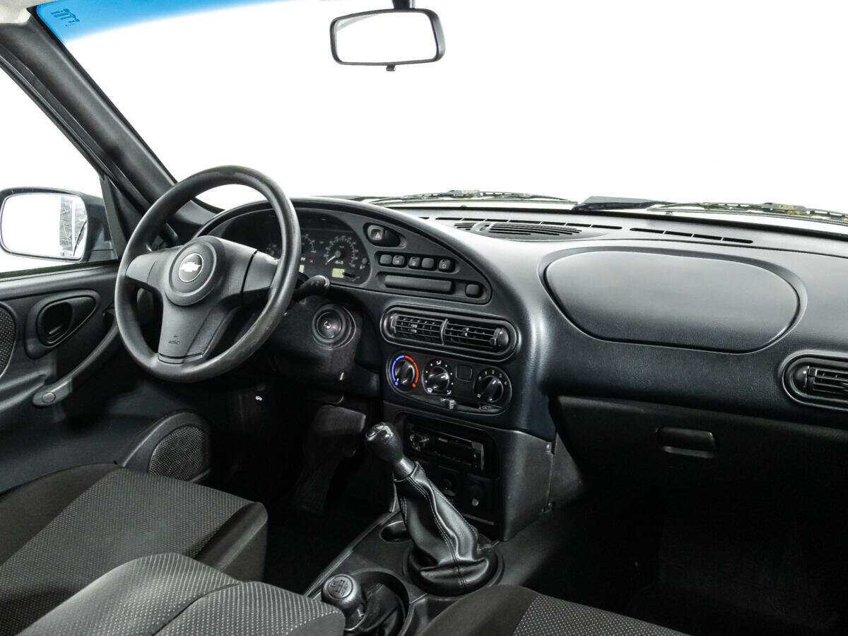 Продажа Б/У Шевроле Нива. Фото: #8