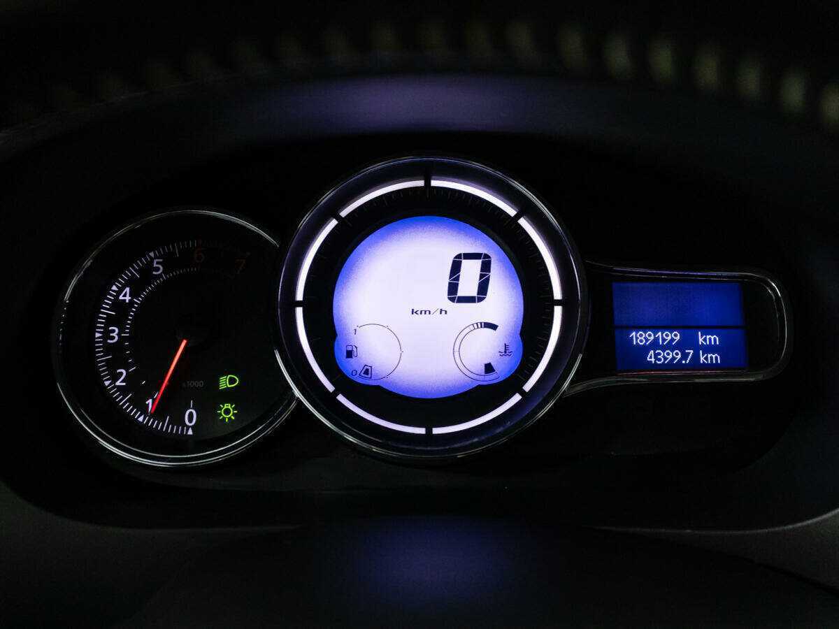 Продажа Б/У Рено Флюенс. Фото: #11