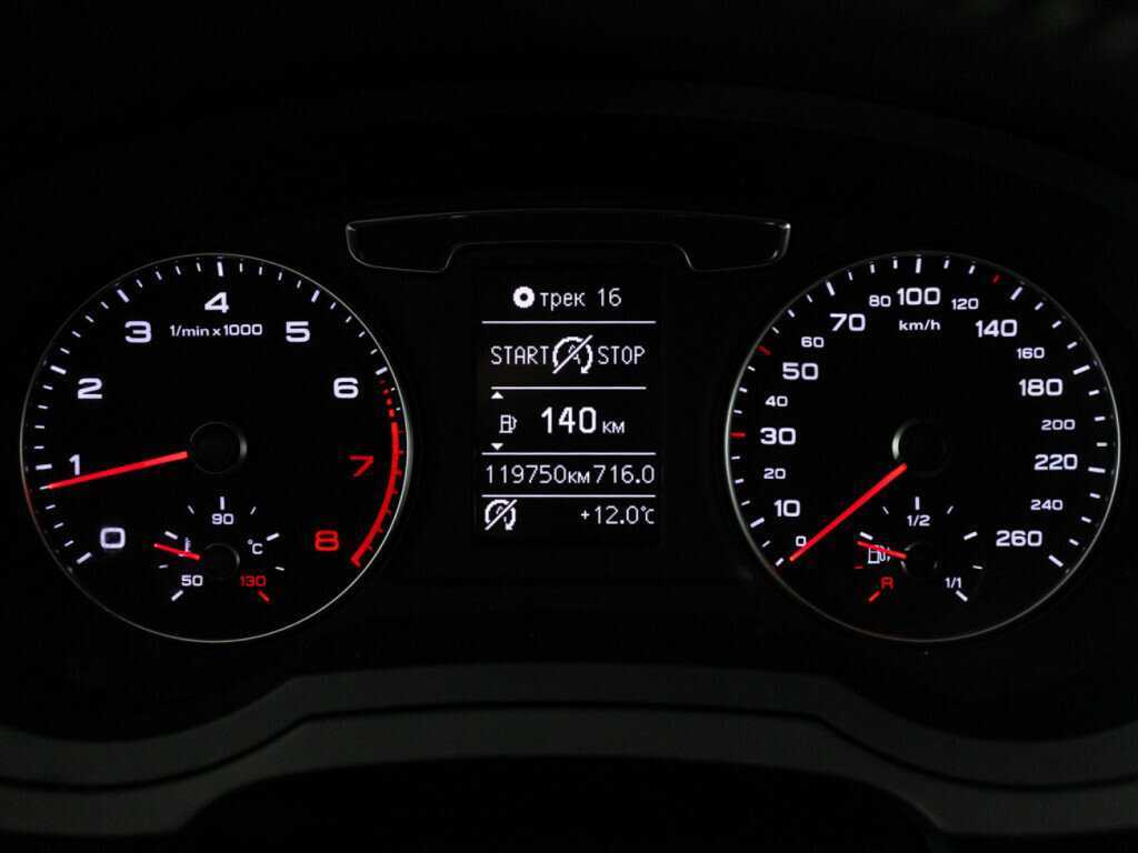 Продажа Б/У Ауди К3. Фото: #11