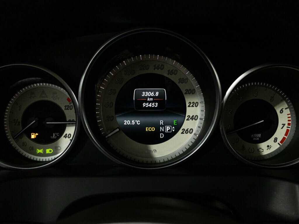 Продажа Б/У Мерседес-Бенц Е-Класс. Фото: #11