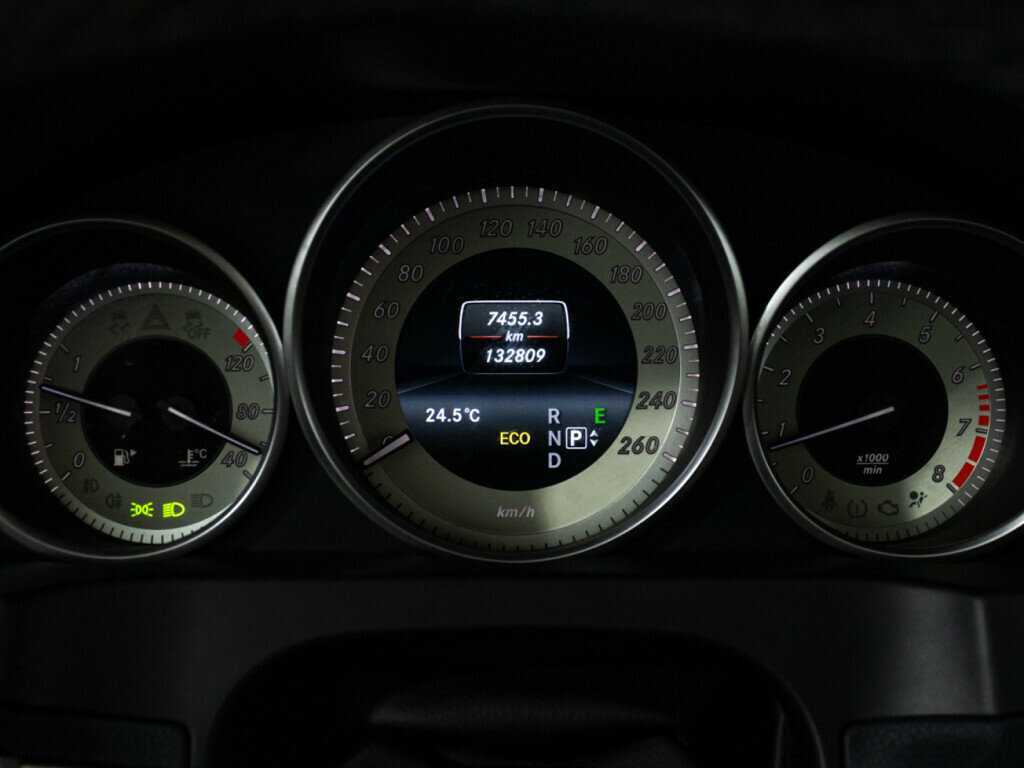 Продажа Б/У Мерседес-Бенц Е-Класс. Фото: #11